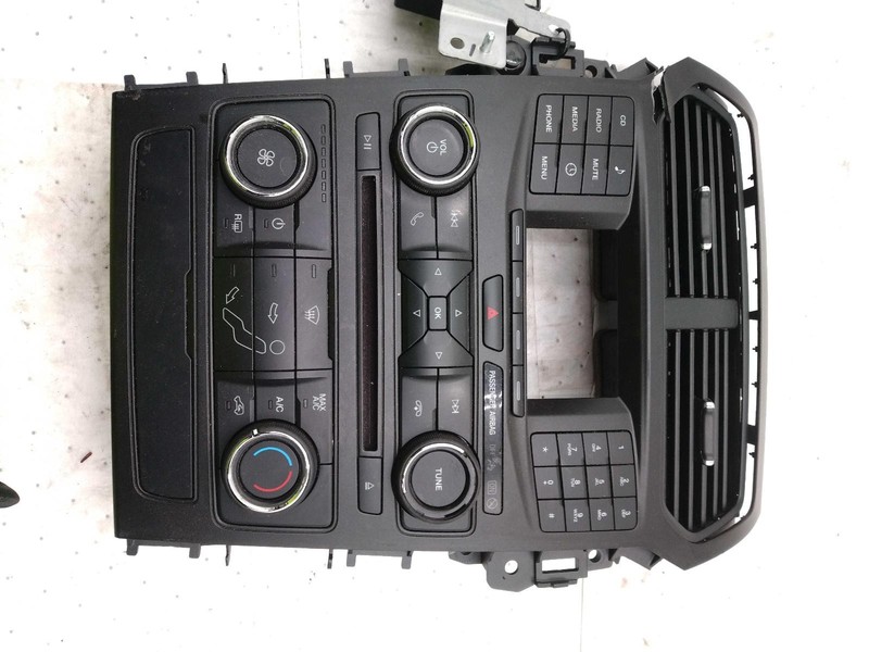 2016 Ford Explorer A/C Selector Switch OEM Black 66k Miles Warranty NJ25-26018