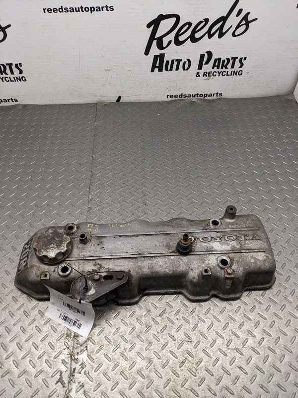 78 TOYOTA PICKUP HILUX 4RUNNER CELICA 20R ENGINE ROCKER ARM VALVE COVER 1196377