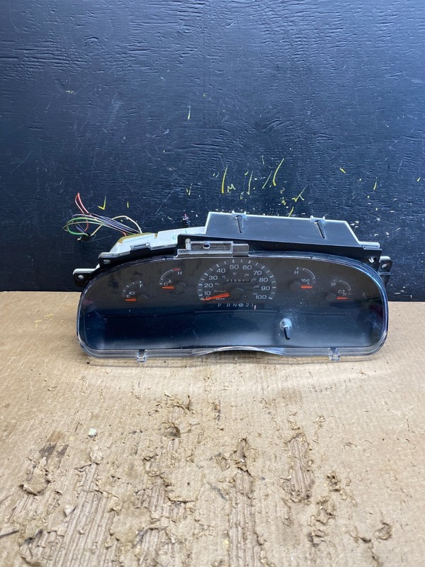 1997 to 2003 Ford E350 VAN Gauge Speedometer Cluster Oem z9987 DG