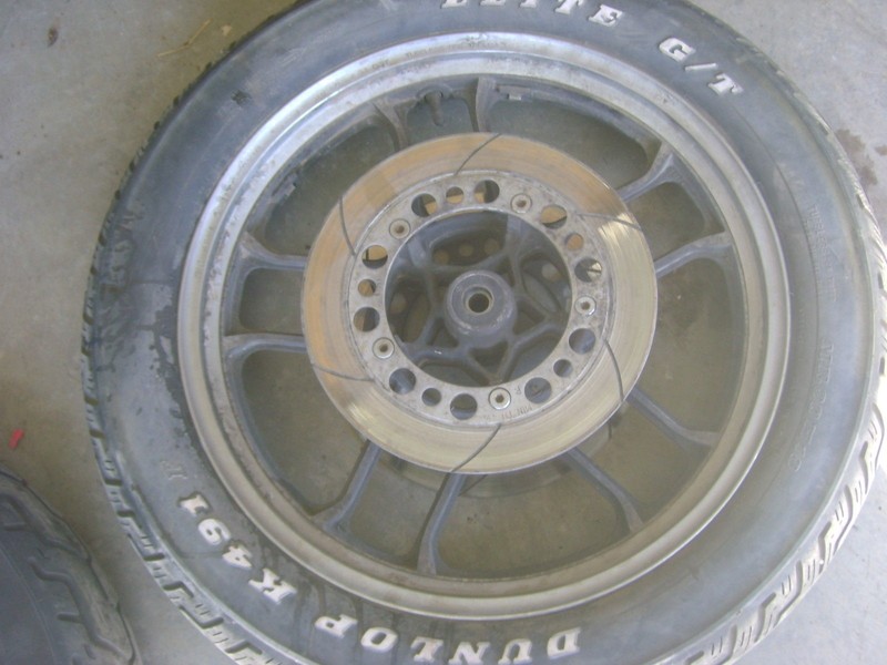 1984 Honda Magna VF700C VF 700 C VF700 V45 Front Wheel Rim Tire Rotor 90-18