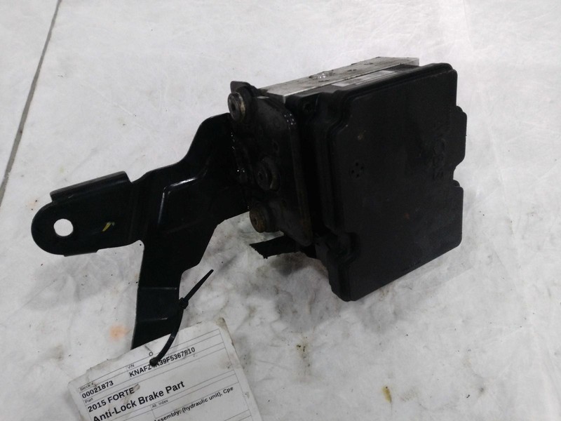 Used ABS Pump and Motor Assembly fits: 2015 Kia Forte Actuator and Pump Assembly