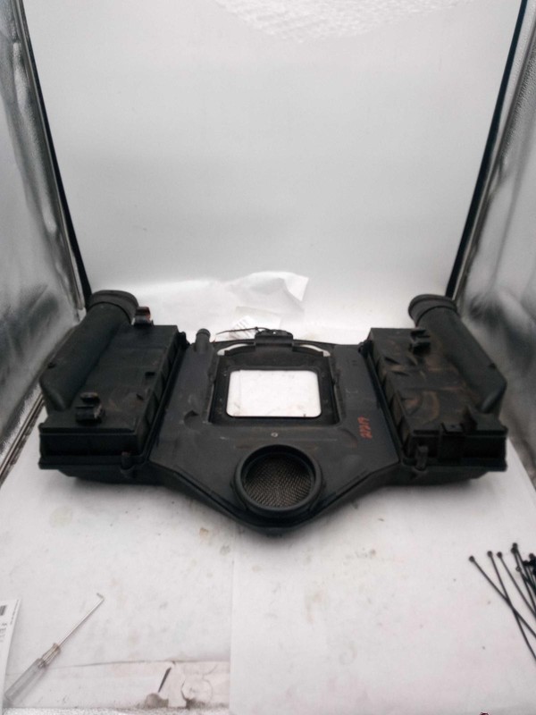 2009 MERCEDES S-CLASS Air Cleaner Assembly OEM 2730900901 Used Black 290k Miles