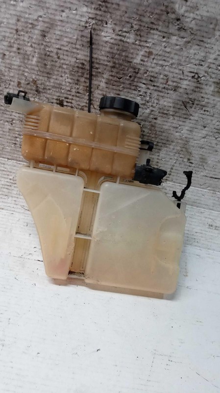 2016 Cadillac CTS Engine Coolant Reservoir OEM Grey 2.0L 22948113 109k Miles