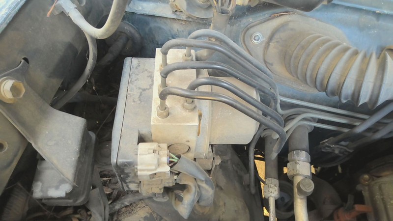 Anti-lock Brake Parts TOYOTA 4RUNNER 96 97 98 99 00