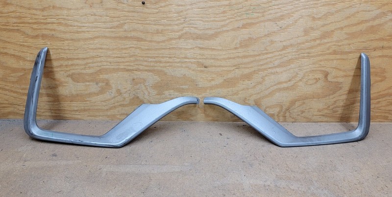 2020 2021 2022 Honda CRV Front RH & LH Bumper Cover Molding 71113TLAA50 OEM