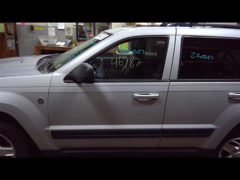 Driver Left Front Door Laminated Glass Fits 06-07 GRAND CHEROKEE 927187