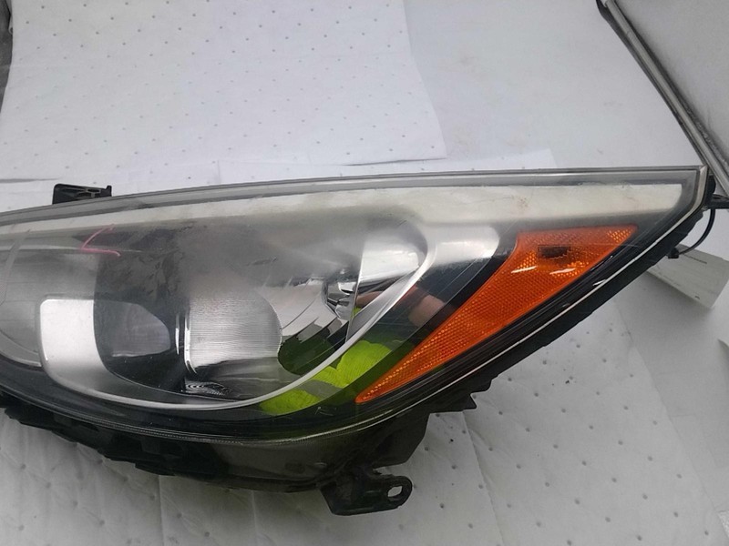 2016 Hyundai Accent Left Headlight Assembly Blue 129007 132K Miles Used