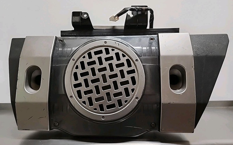 8615035100 | 2007 THRU 2010 Toyota FJ Cruiser Rear Subwoofer Speaker Box OEM SUV