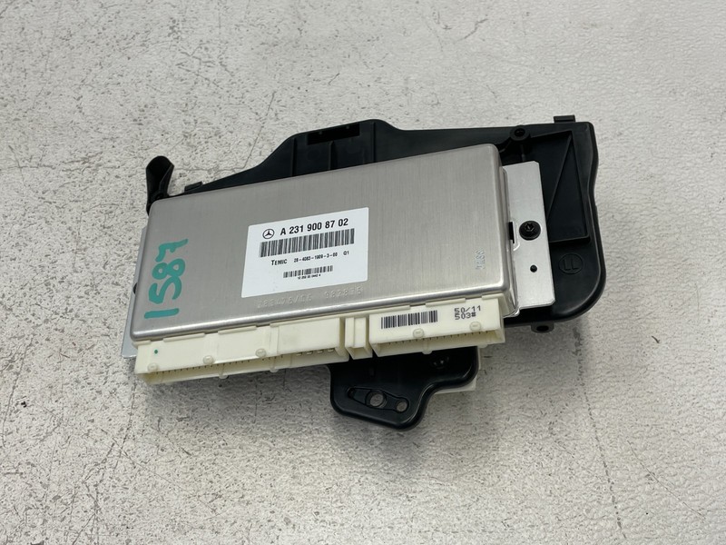 13-16 Mercedes SL550 SL400 R231 Suspension Computer Control Module Unit 1587 OEM