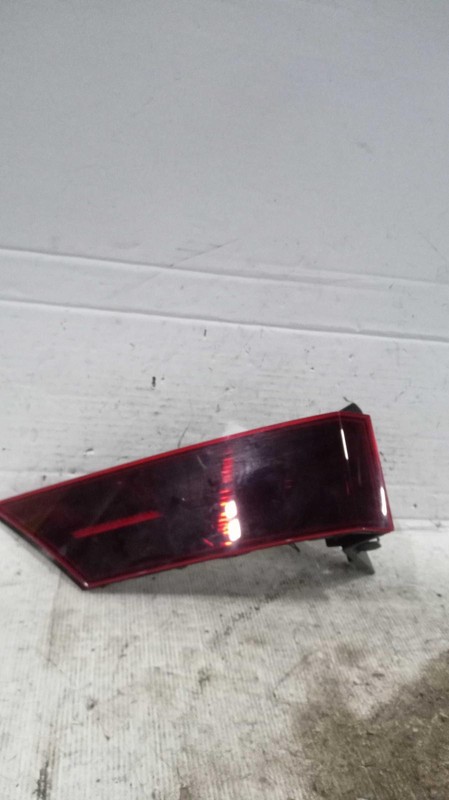 Used Left Tail Light Assembly fits: 2024 Hyundai Santa fe US built quarter panel