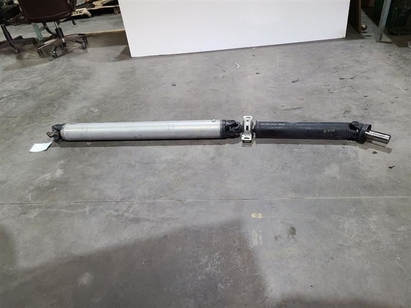 22 TOYOTA TUNDRA 3.5L 4X2 DRIVE SHAFT ASSEMBLY 560989