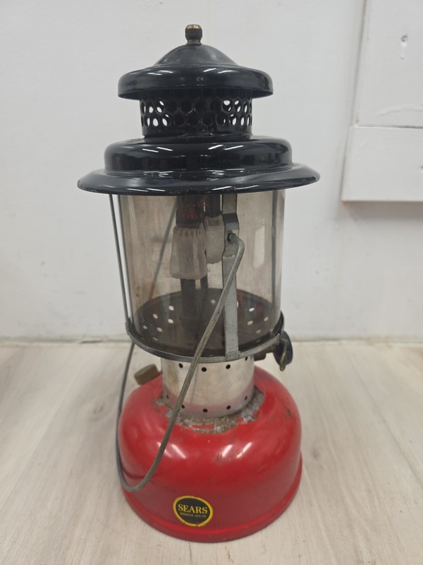 VintageSEARS LANTERN Model 476.74060 No 7114 Dated 10-63