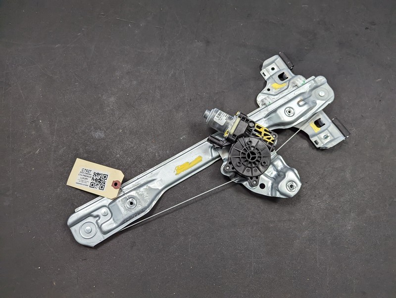 Rear Left Door Window Regulator 2022 Cadillac CT4 84898053 2021 2023