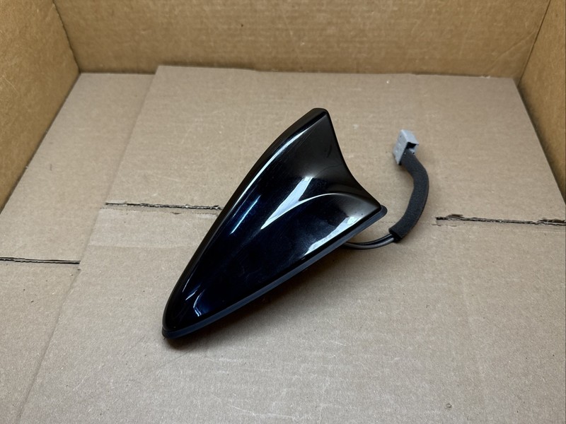 2016-2018 Hyundai Santa Fe Sport Antenna Phantom Black 96210-4Z050S3B