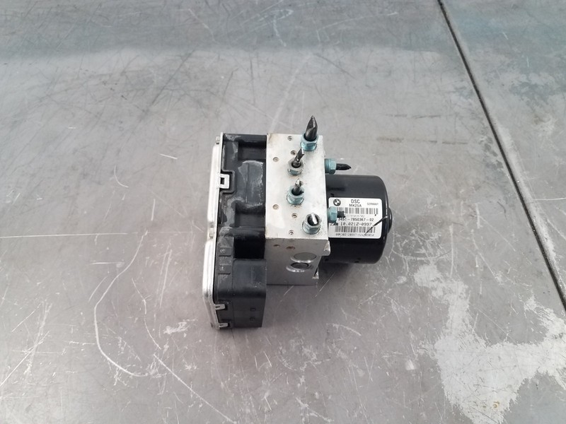 2014 BMW M5 F10 ABS Brake Pump Module #4146 B4