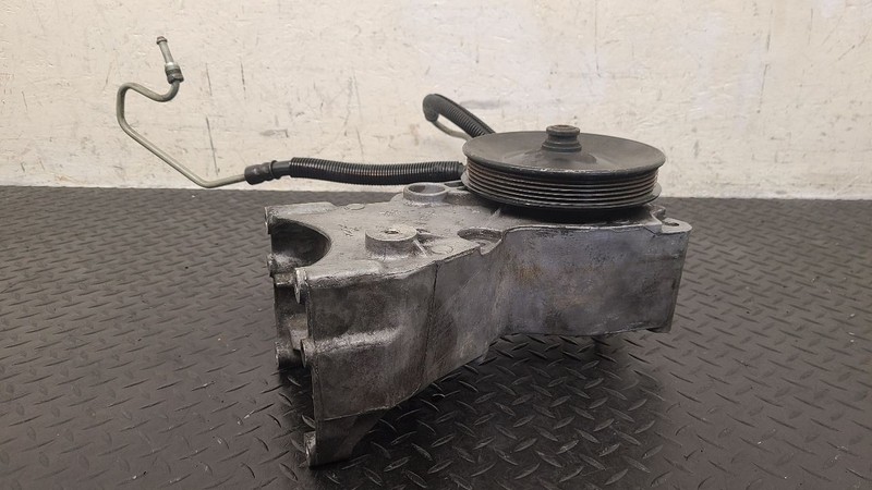 1996 GMC 1500 Pickup Power Steering Pump W/O Hydro Boost Brakes OEM 26041315
