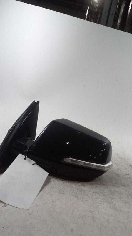 2018 Chevrolet Traverse Left Door Mirror Assembly Grey 697157 Used 123K Miles