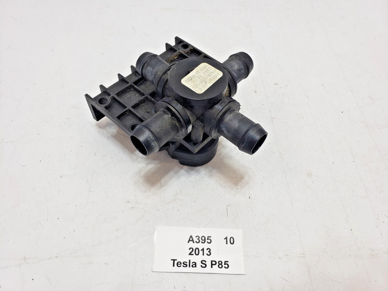 ✅ 2012-2020 OEM Tesla Model S X 4 Way Coolant Pump Water Electric Heater Valve