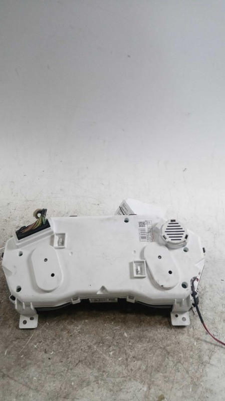 2020 Subaru XV Crosstrek Speedometer Gauge OEM White 46000 Miles NJ25-16971