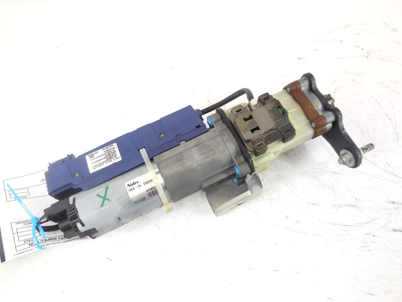 2011 11 Audi Q7 Rear Hatch Lift Actuator Motor Passenger Right RH OEM
