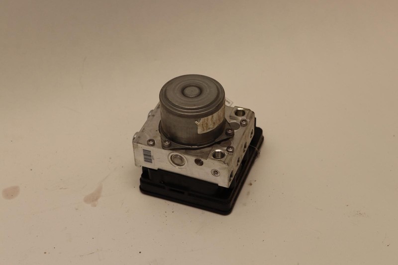 2017-2020 MERCEDES E-CLASS E300 W213 ABS BRAKE PUMP W/O ADAPTIVE CRUISE OEM