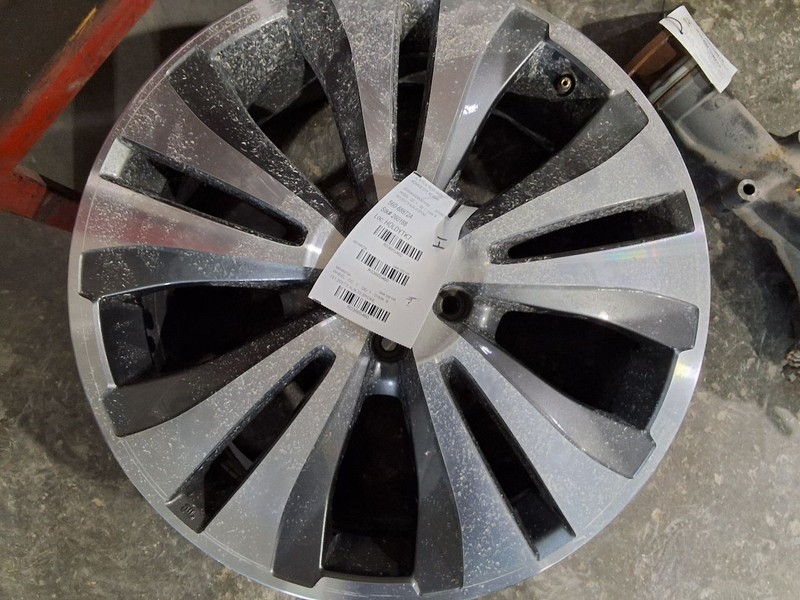 2019-2022 Subaru Ascent Wheel Rim 20x7-1/2Alloy Machined Face Gray Metallic