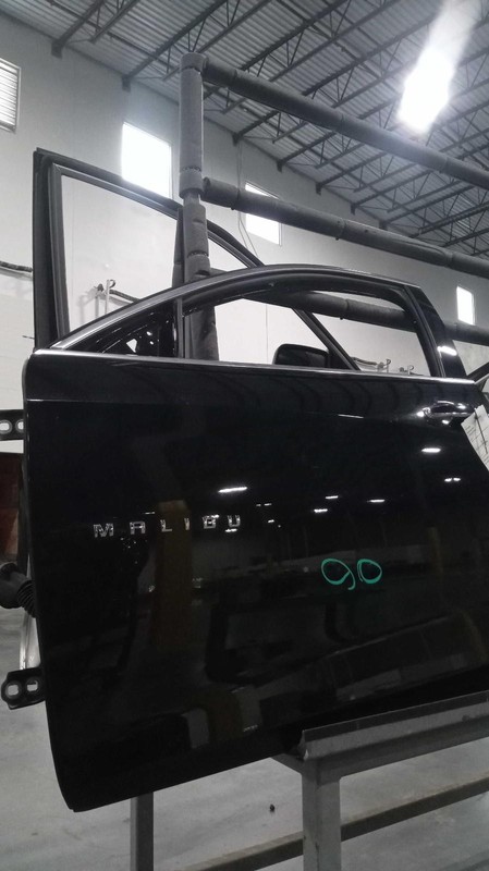 2020 Chevrolet Malibu Left Front Door Black OEM 349530 48000 Miles