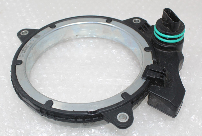 Genuine Tesla 1921860-00-D 1921861-00-C OEM O-Ring holder with plug