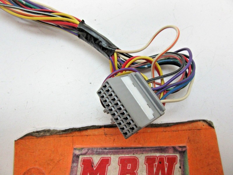 WIRE PLUG CONNECTOR PIG TAIL END TEMPERATURE CONTROL UNIT DASH CONSOLE SWITCH