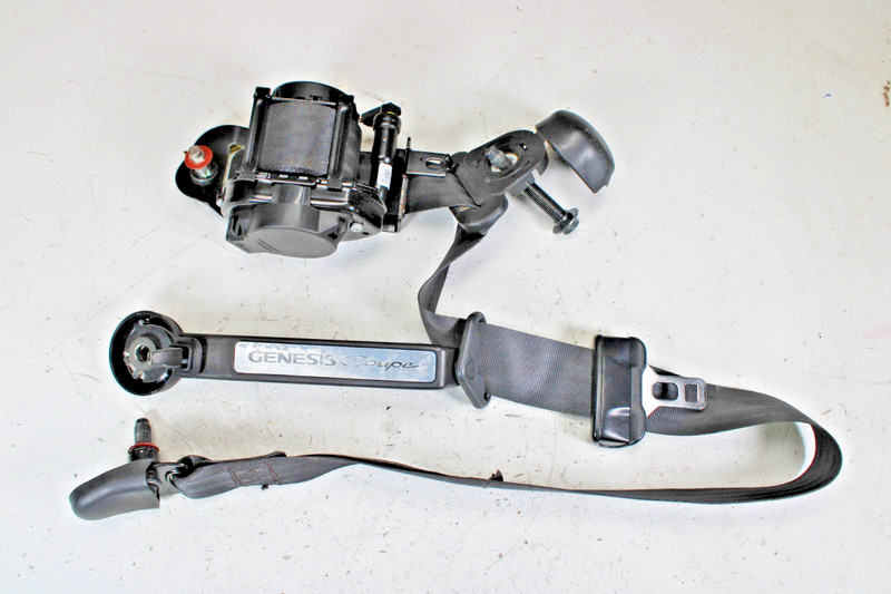10 11 12 13 14 15Hyundai GenesisFront Right PassengerSeat Belt 88820-2M510