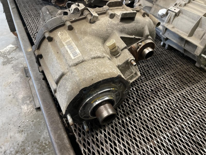 07-'10 GMC SIERRA 2500 Transfer Case floor shift MYD 142k miles 6 Month Wnty!