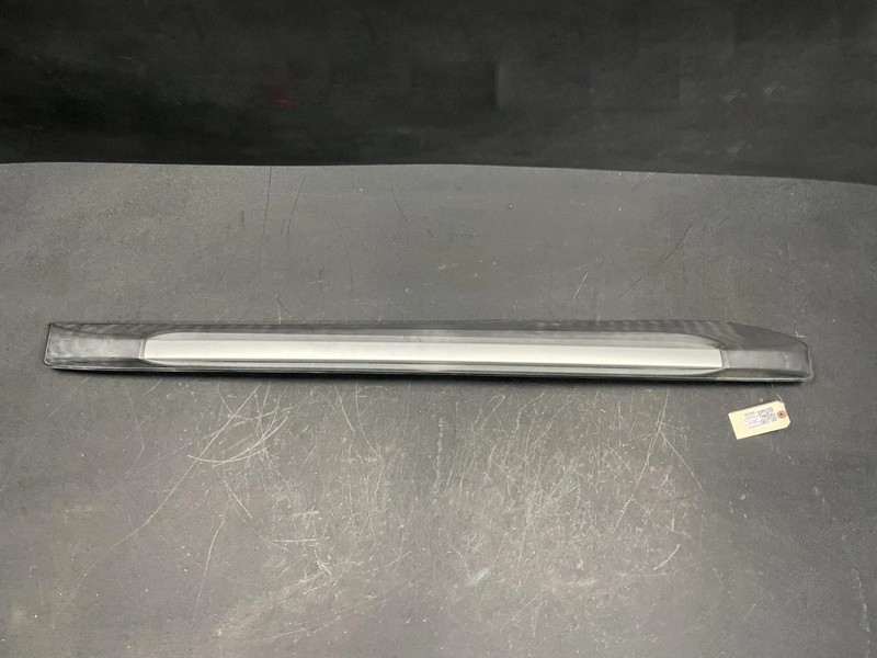 Right Roof Rack Rail 2018 Buick Encore 95437104 2015 2016 2017 2019 2020 - 2022