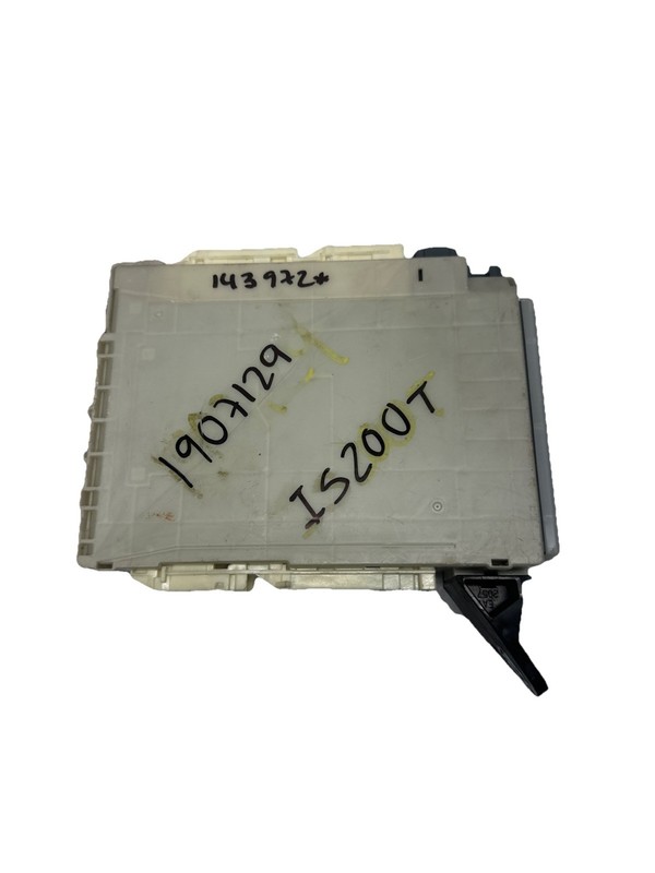Lexus IS200T junction box 2016 junction cabin fuse relay block box assembly OEM