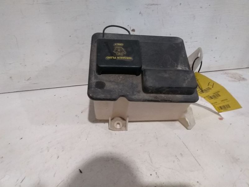 Wash Reservoir Includes Pump Fits 07-08 FORD F150 PICKUP 3209274