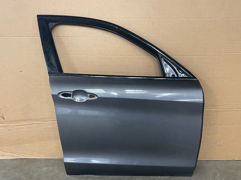 2018-2022 Alfa Romeo Stelvio Front Right Pass Exterior Door Shell Gray 1526 OEM