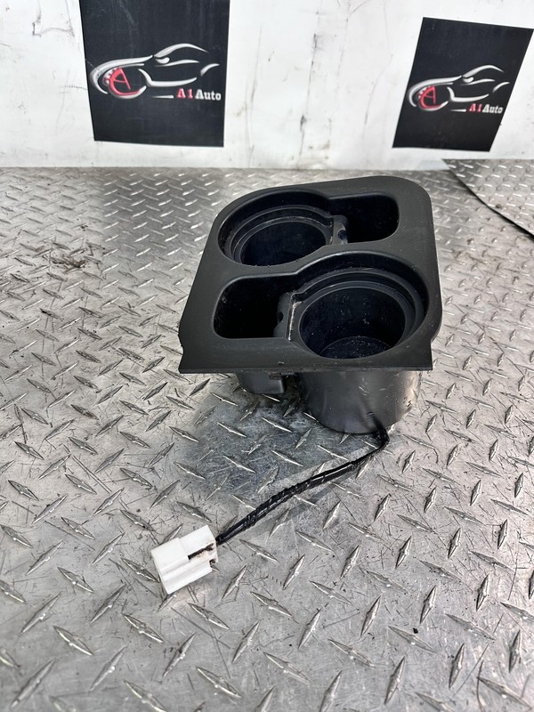 05-08 NISSAN PATHFINDER CENTER CONSOLE DUAL CUP HOLDER WITH INSRTS OEM GOOD