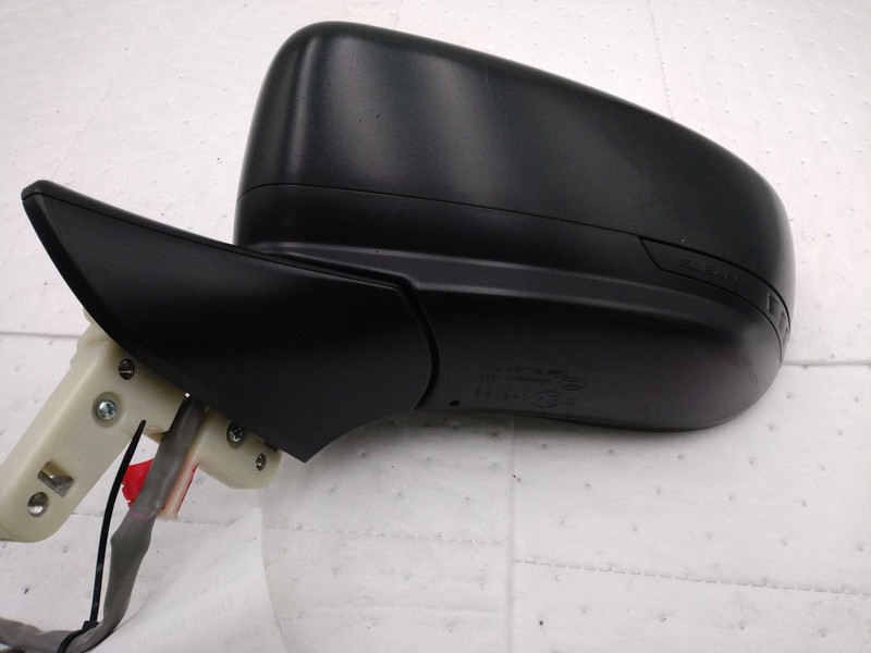 2024 Subaru XV Crosstrek Left Door Mirror Assembly Grey Used, Scratches