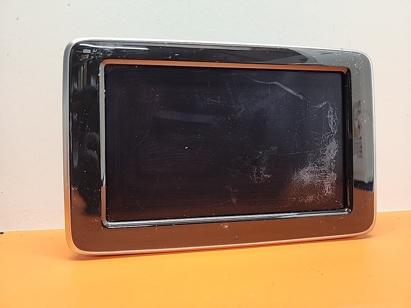 2015 - 2020 Mercedes CLA250 Information Display Screen Unit OE || 246 900 11 06