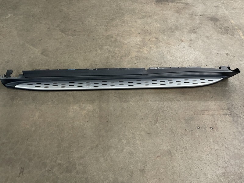 17-19 Mercedes GLS450 GLS550 X166 Left Rocker Running Step Board Plate 1399 OEM