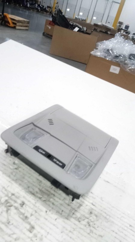 2021 Chevrolet Equinox Center Console Lid Gray OEM 84610655 93000 Miles