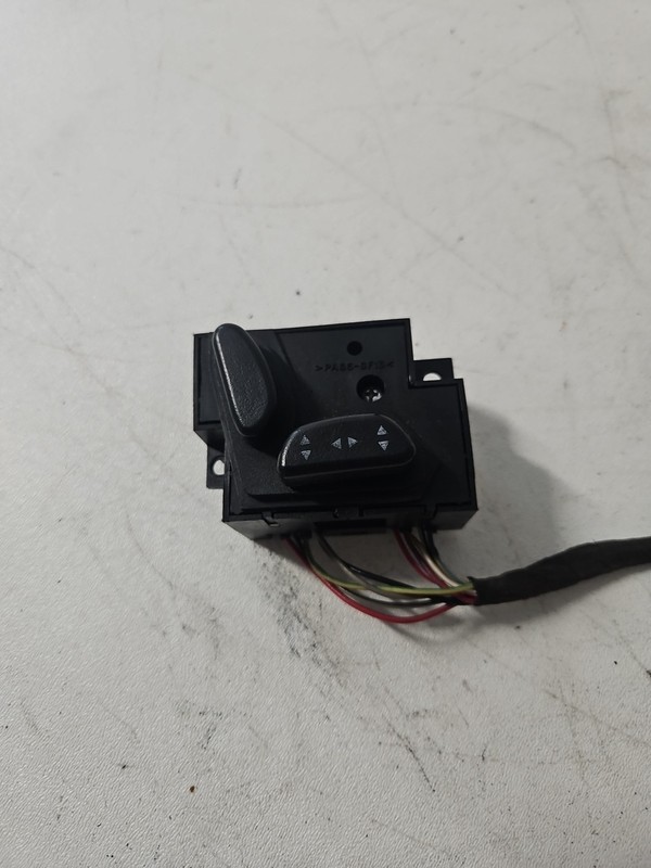 1998-2002 Lincoln Continental Driver Side Left Power Seat Switch OEM