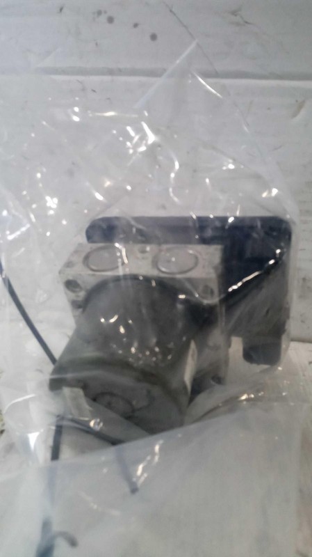 2020 Hyundai Tucson ABS Pump & Motor Assembly OEM 58920D3530 112k Miles