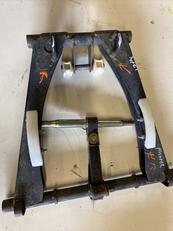 YAMAHA PHAZER REAR SUSPENSION FRONT TORQUE ARM #13 good