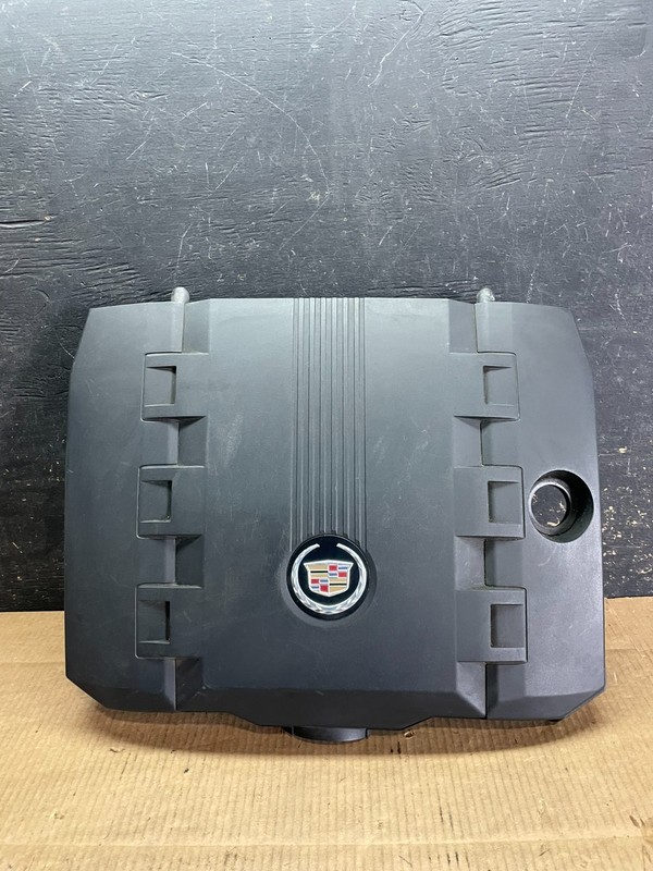 2008 to 2013 Cadillac CTS 3.6L Plastic Engine Cover Shield OEM AA9217 DG
