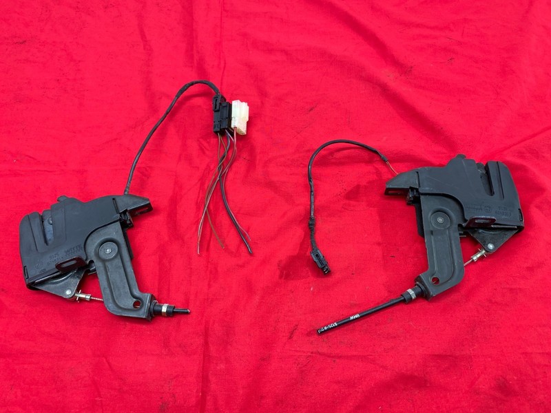 00-06 BMW E46 3 Series M3 Convertible Folding Top Flap Lock Latch Pair Set OEM✅