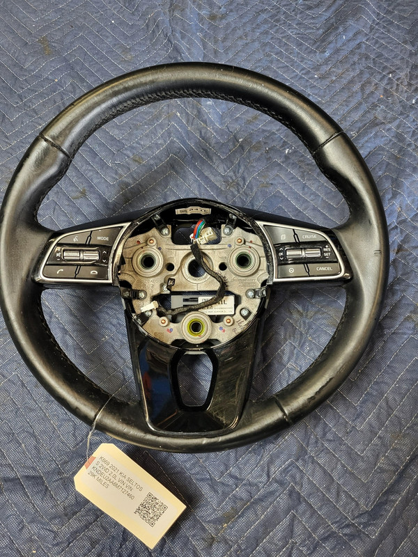 Used Oem Kia Left Driver Steering Wheel for 2021-2023 Seltos