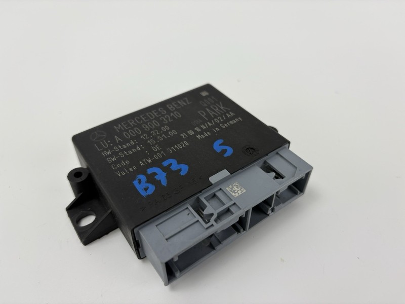 2017 - 2018 MERCEDES GLS450 X166 PARKING AID ASSIST ASSISTANT CONTROL MODULE OEM