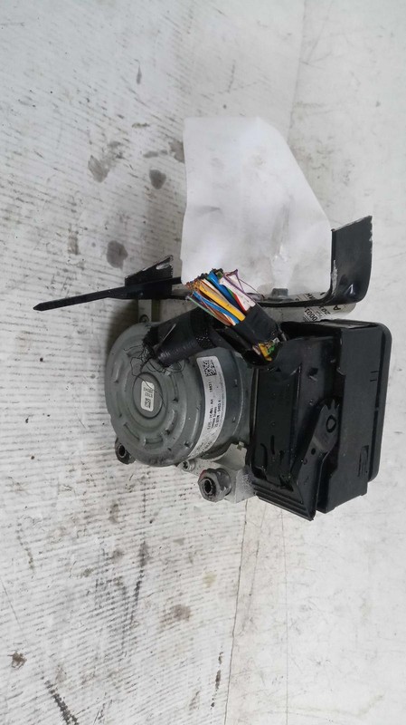 2015 Lincoln MKC ABS Pump & Motor Assembly OEM EJ7Z2C215A 119K Mi
