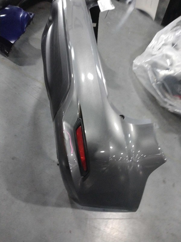 2019 INFINITI QX60 OEM GREY Bumper Assembly - Used, 109k Miles, Warranty