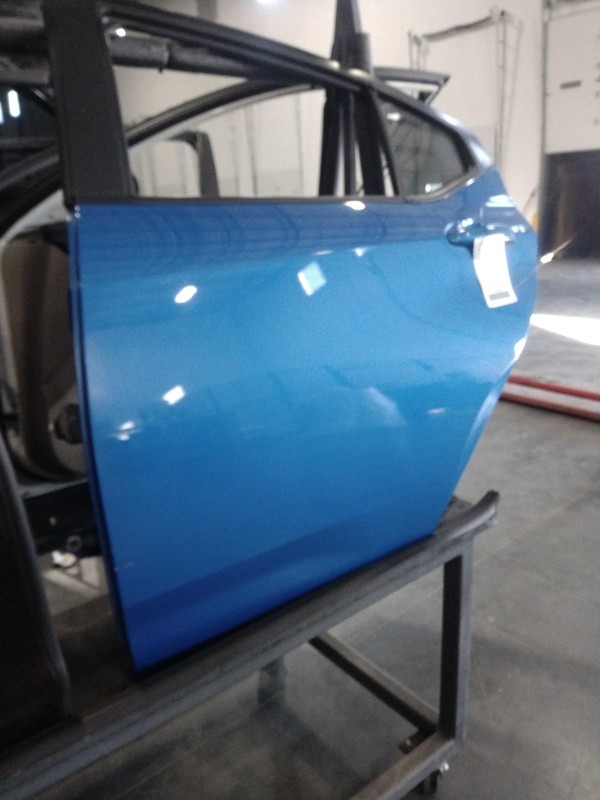 2020 Nissan Versa Left Front Door Blue 4DR Sedan OEM Used Part 690751